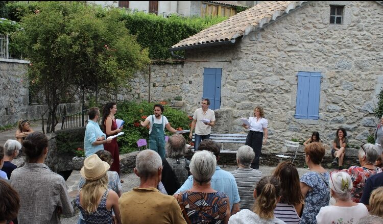 Image 0 : QUARTIERS LIBRES : ATELIERS LECTURES & FANFARES TEXTUELLE