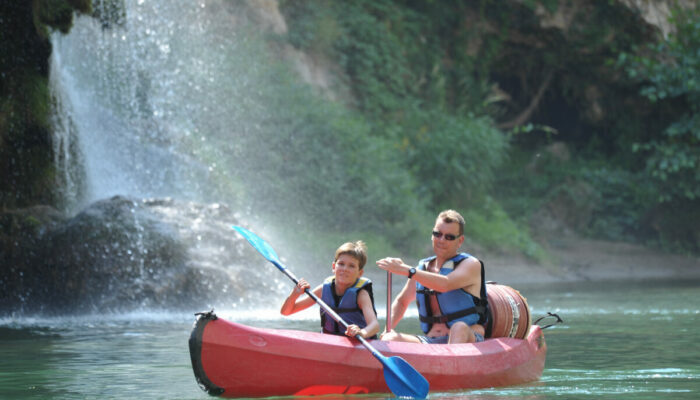 Image 2 : CANOE 2000