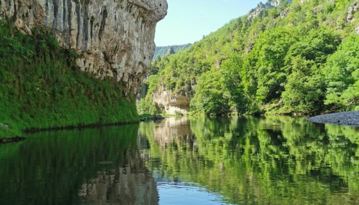 Image 2 : CANOË BLANC - MOULIN DE LA MALÈNE