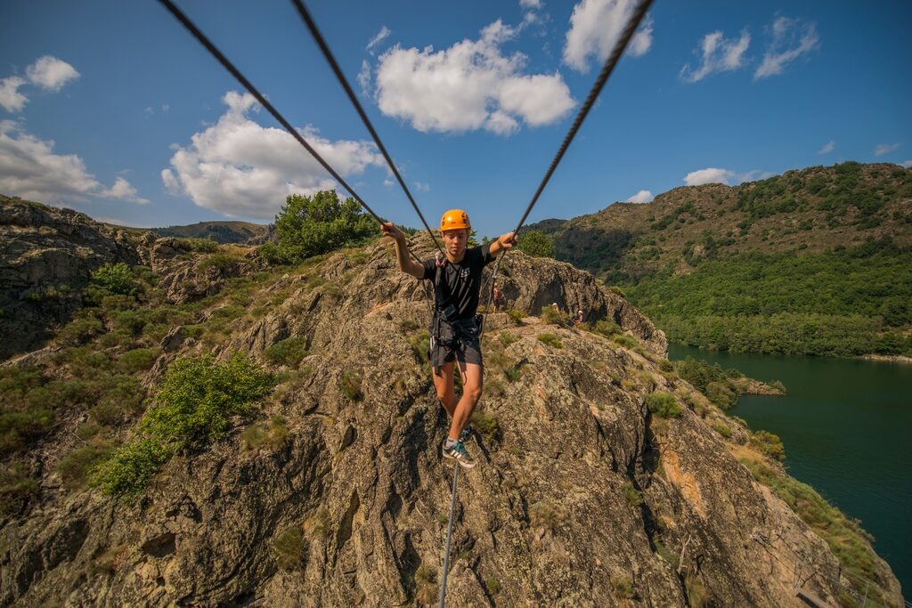 Image 1 : GRANDEUR NATURE : SPORTS DE GRIMPE