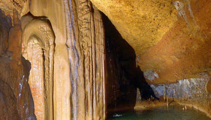 Image 0 : GROTTE DE TRABUC