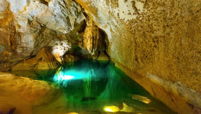 Image 3 : GROTTE DE TRABUC
