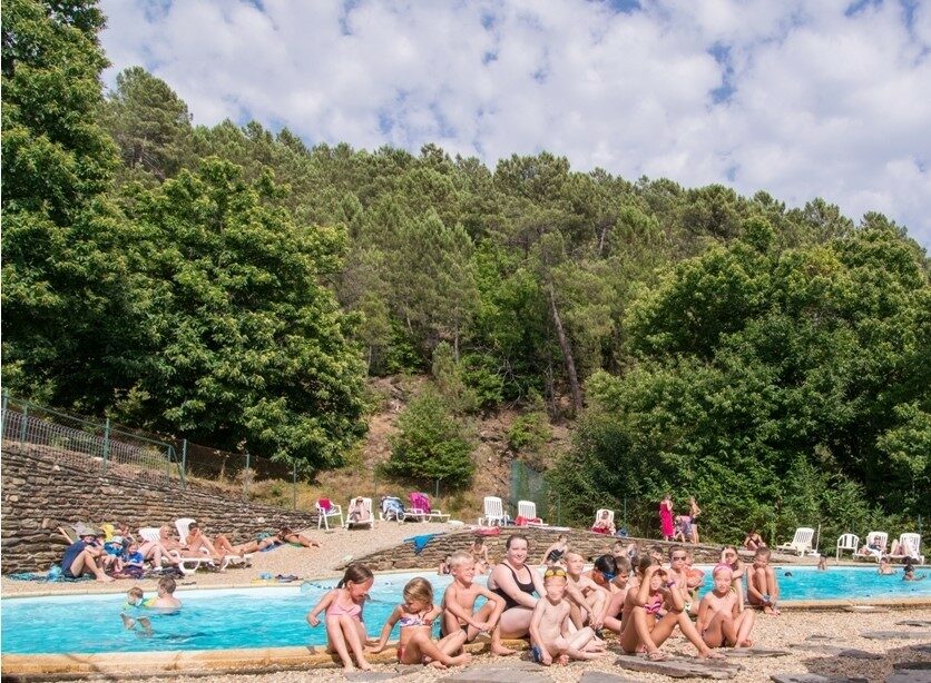 Image 2 : PISCINE DE SAINT-PRIVAT-DE-VALLONGUE