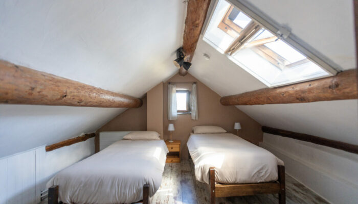 Image 2 : LES HÔTES DU CHÂTAIGNIER