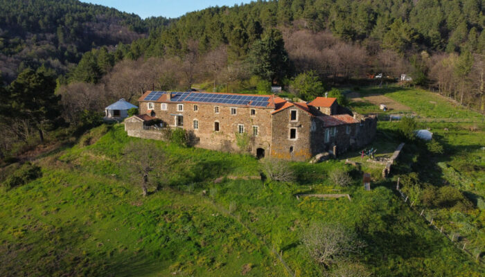 Image 0 : LOU REY ÉCO-HAMEAU