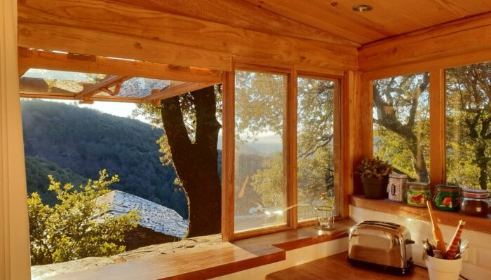 Image 1 : MAS LOU ABEILHS