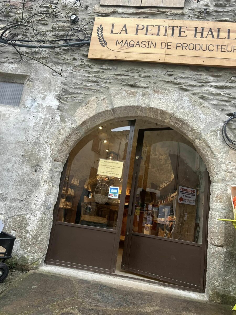 Image 3 : LA PETITE HALLE
