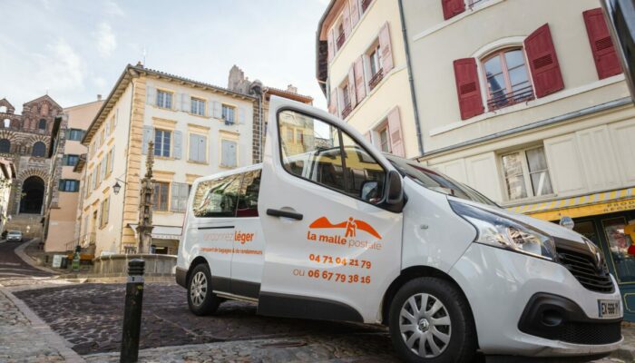 Image 4 : LA MALLE POSTALE