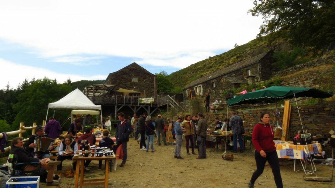 Image 0 : ALLUMAGE DE LA CLÈDE