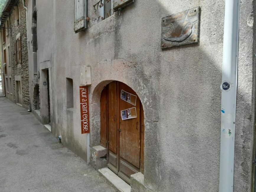 Image 1 : AVANT, APRÈS LE TEMPS N'EXISTE PAS