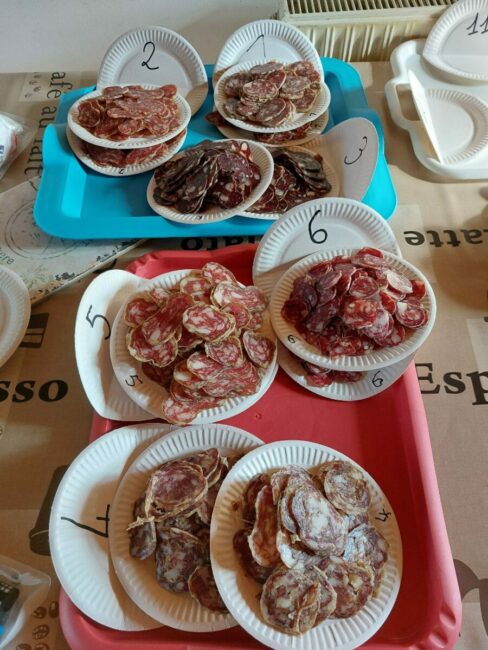 Image 2 : CONCOURS DE SAUCISSON