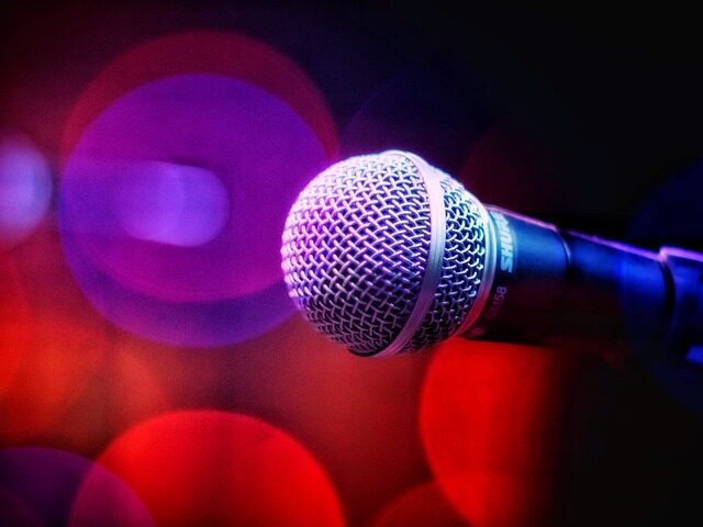 Image 0 : KARAOKE