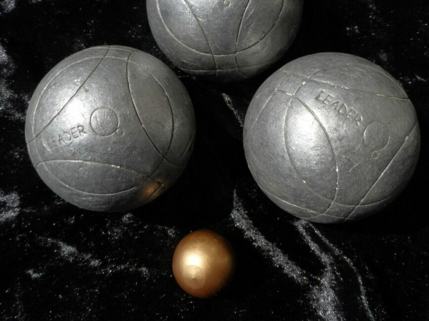Image 0 : LA PÉTANQUE DES ANNÉES 80