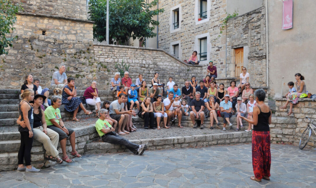 Image 0 : LES CONTES DE LA PLACE AU BEURRE