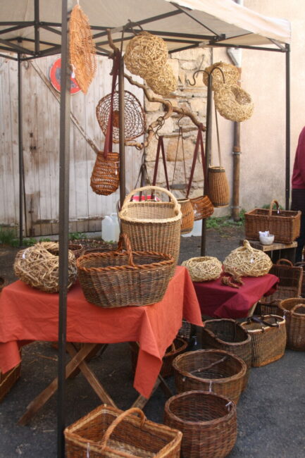 Image 2 : MARCHÉ DES VANNIERS ET DES POTIERS