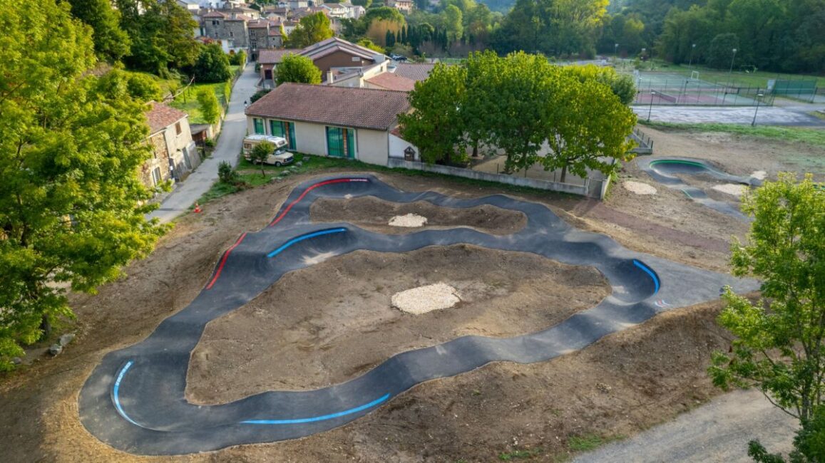 Image 0 : MISE EN SERVICE DU PUMPTRACK
