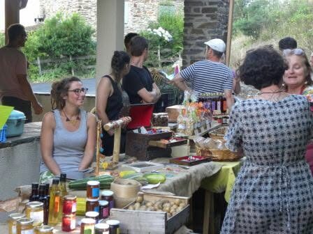 Image 0 : PETIT MARCHÉ