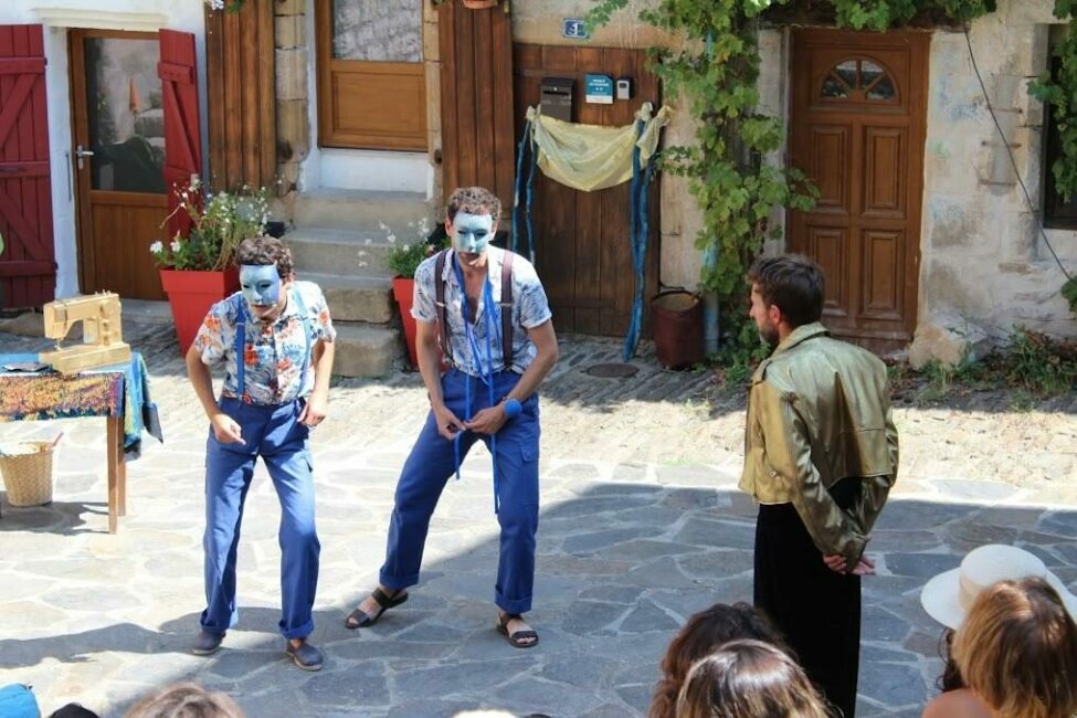 Image 0 : SPECTACLE : LES HABITS NEUFS DE L'EMPEREUR