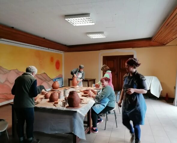 Image 1 : STAGE POTERIE SCULPTURE ET OYAS