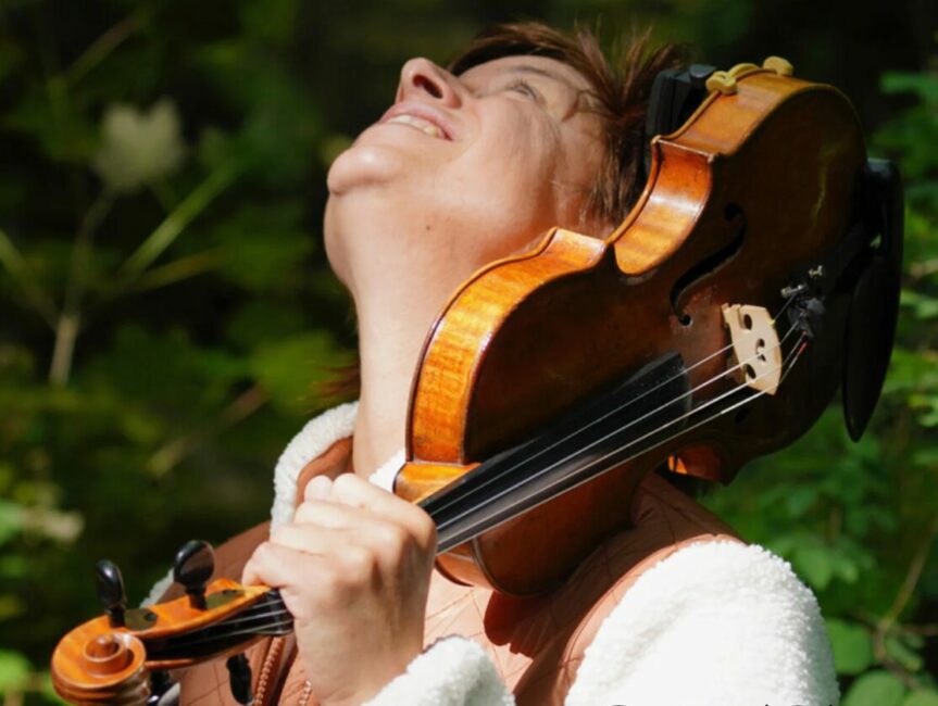 Image 0 : TRACE(S) : UN CONCERT DE LAURE SCHAPPLER À LA MANUFACTURE DE FLORAC