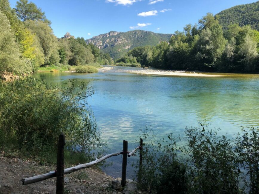 Image 0 : UN ÉTÉ AVEC LE PARC : QUAND LA RIVIÈRE SE RACONTE DE LILY ESPLA