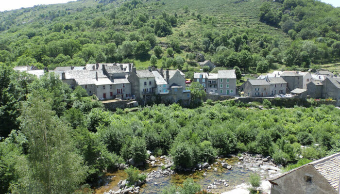 Image 2 : HOTEL AUX SOURCES DU TARN