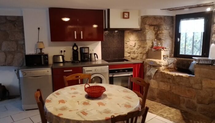 Image 2 : GÎTE CHEZ MÉMÉ TCHOUNE