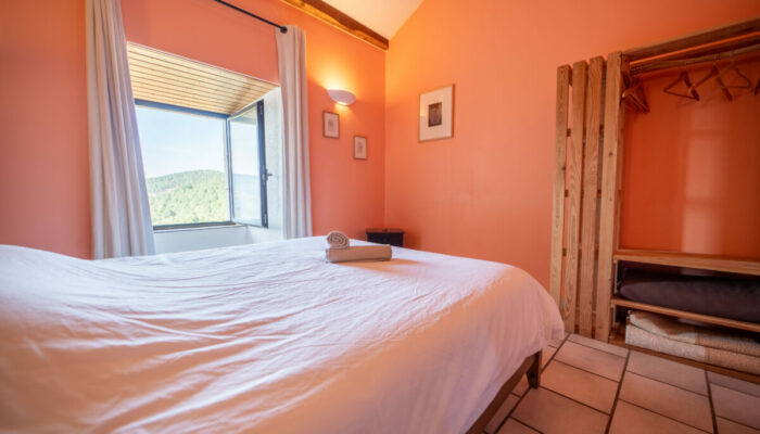 Image 2 : GÎTE LOU VIGNE - ÉCO-HAMEAU LOU REY