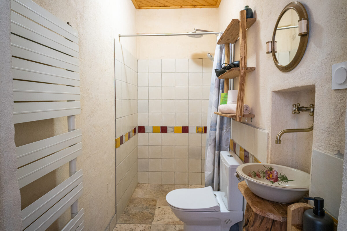 Image 4 : GÎTE LOU VIGNE - ÉCO-HAMEAU LOU REY