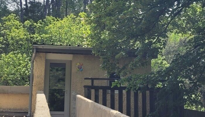 Image 1 : LES GÎTES DE LA RIVIÈRE D'ARGENT : GÎTE LA SOURCE