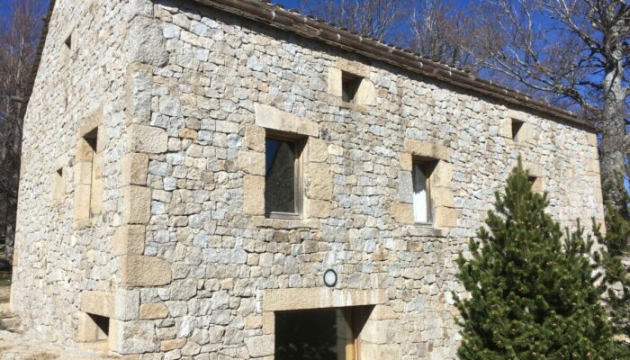 Image 0 : VILLAGE DE GITES DU MAS DE LA BARQUE 4 PERS. 44 M²