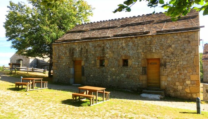 Image 1 : VILLAGE DE GITES DU MAS DE LA BARQUE 4 PERS. 44 M²