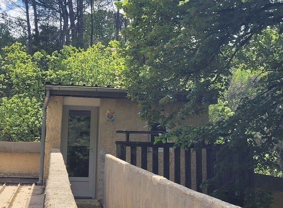 Image 1 : LES GÎTES DE LA RIVIÈRE D'ARGENT : GÎTE LA SOURCE