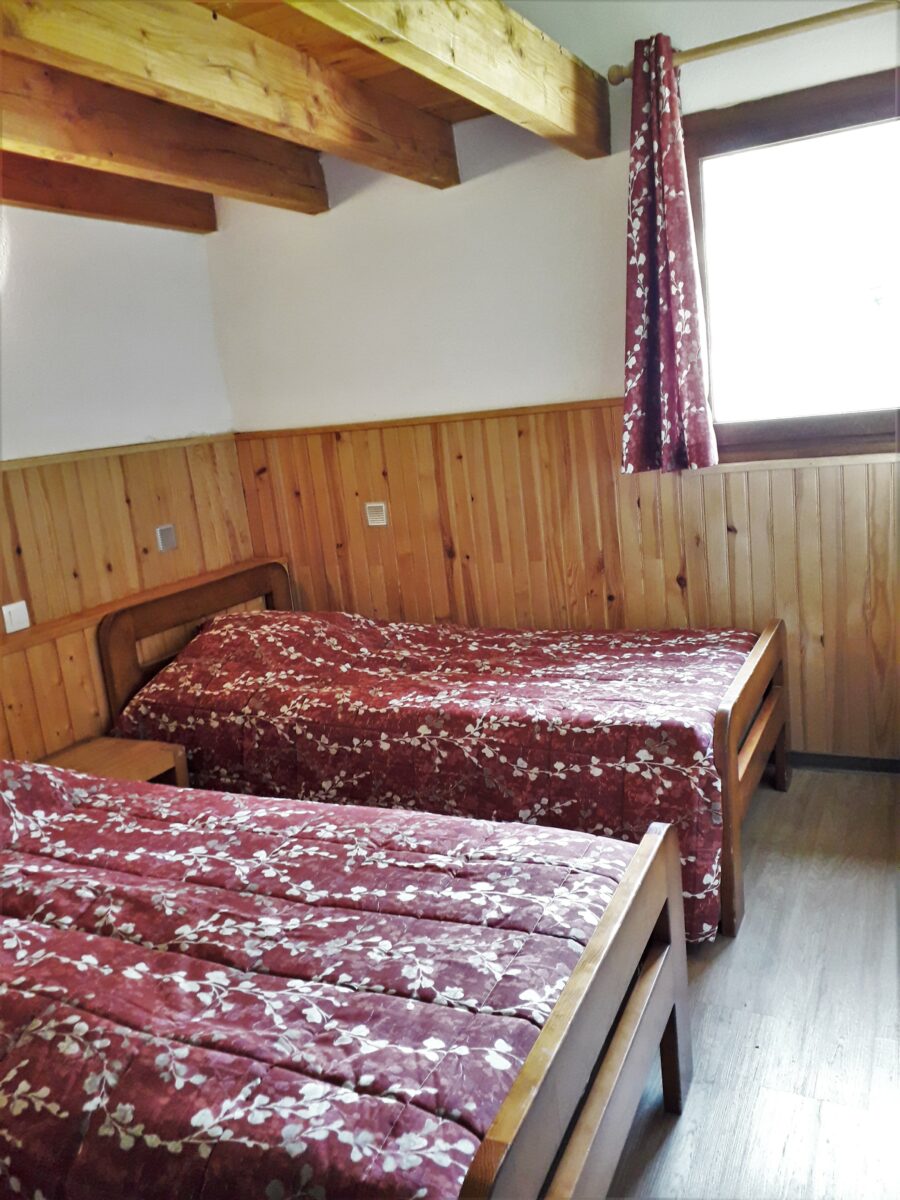 Image 3 : VILLAGE VACANCES DU BLEYMARD 10 PERSONNES
