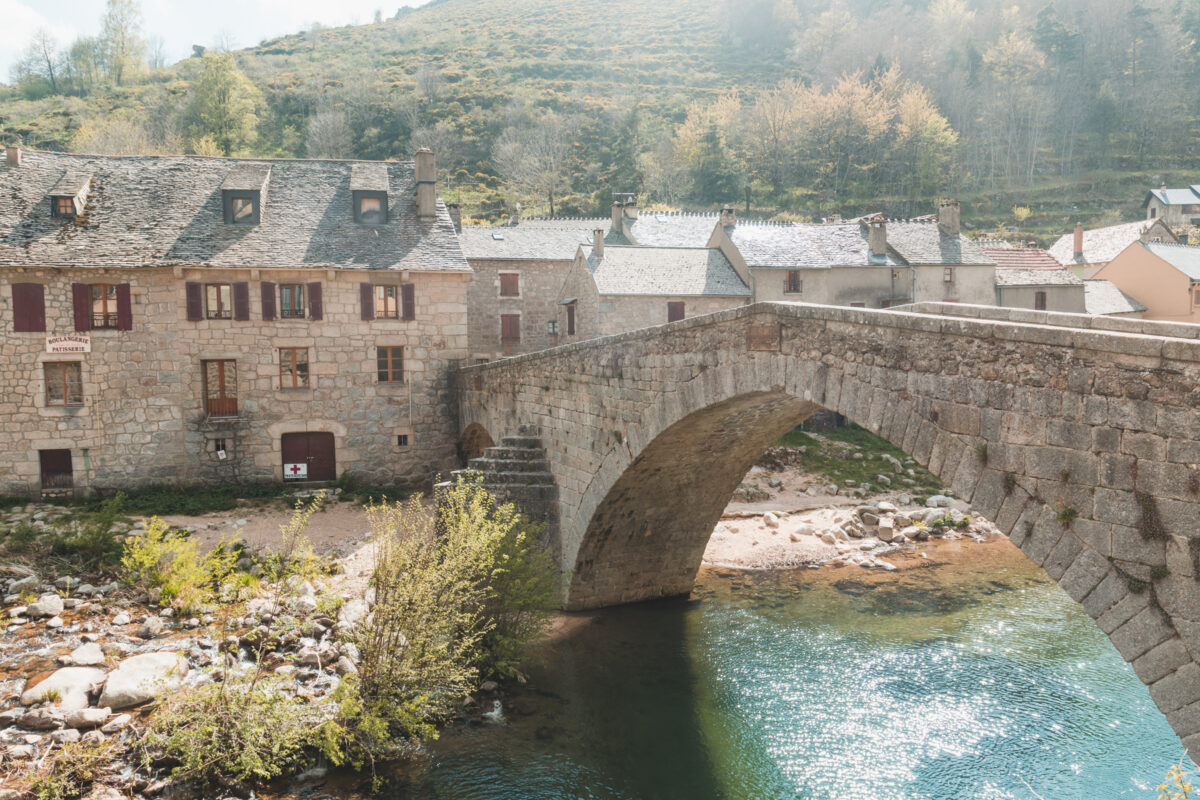 Image 1 : LE PONT ROUMÉJON